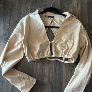 Zara cropped beige backless collared shirt